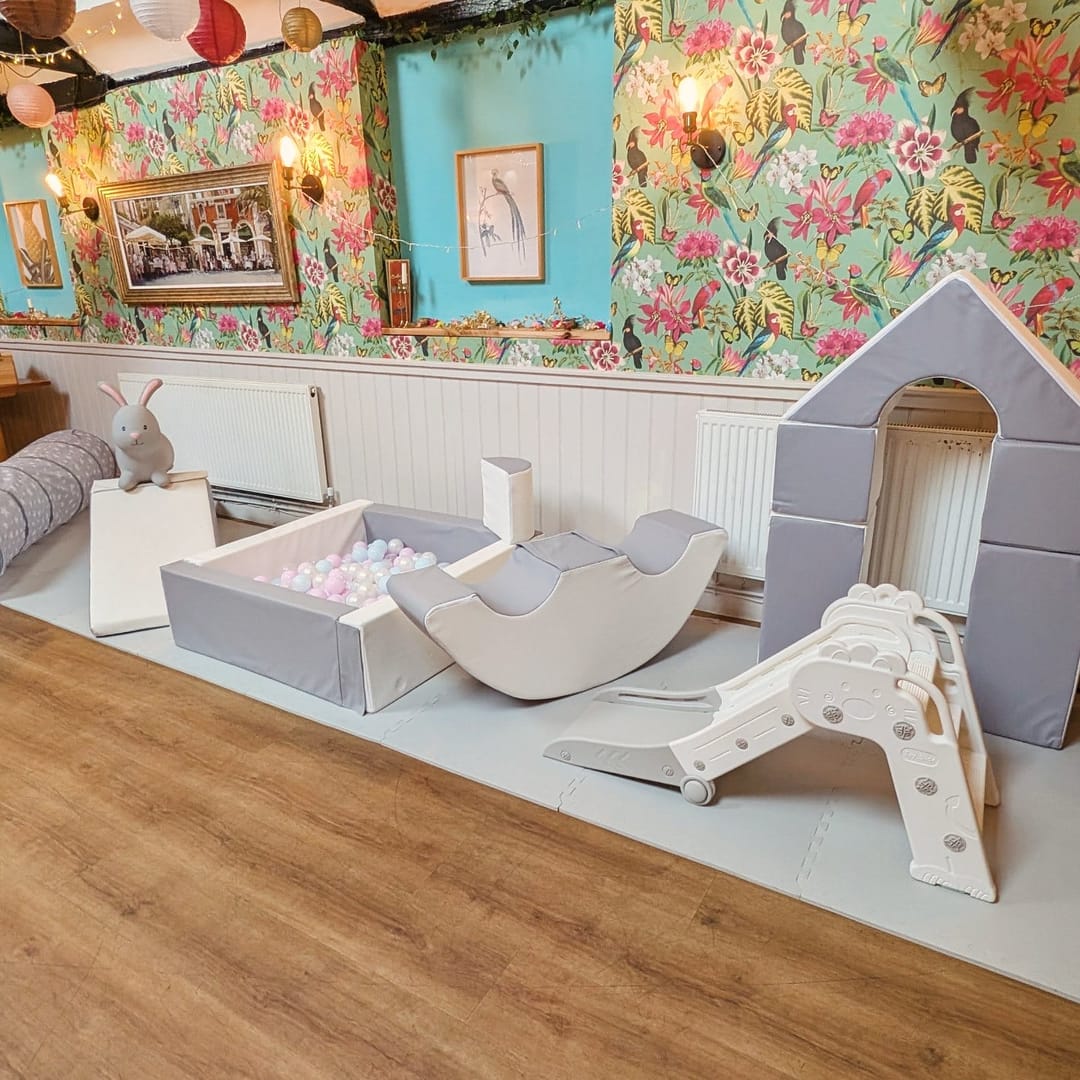 The Ultimate Party Experience - Softplay and Bouncy Castle hire - image 1